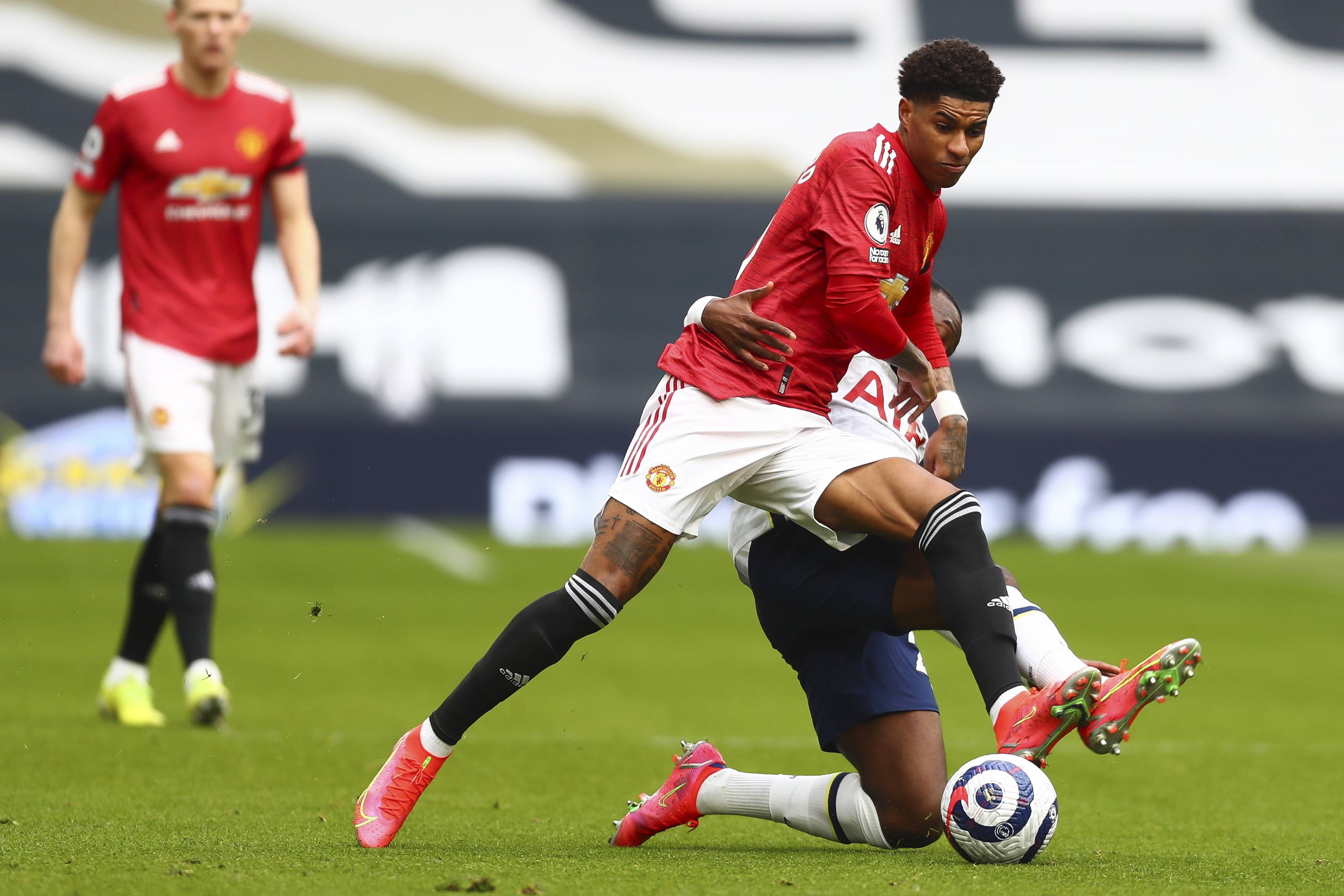 霆和勇士的 霆和勇士的